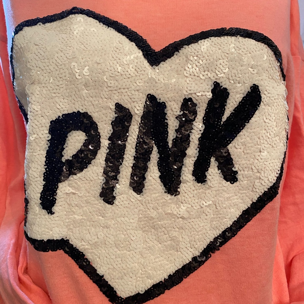 Victoria’s Secret PINK long sleeve pullover